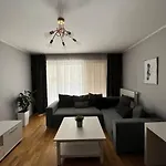 Apart - Old Town - 3 Rooms - Garaz - Winda